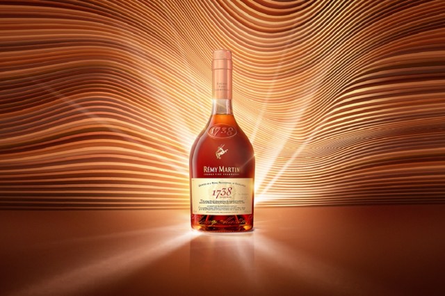 Image for the post Twisting cocktails with Cognac